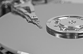 computer hard disk platter and head computer hard disk platter and head