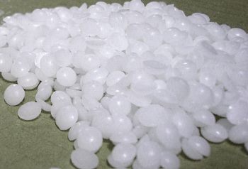 paraffin wax pellets