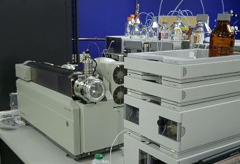 a mass spectrometer a mass spectrometer